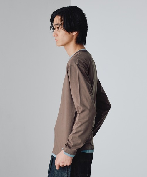 Adoon plain（アドーンプレーン）の「Shallow V-Neck Long Sleeve T / 浅VネックレイヤードライクロンT（Tシャツ/カットソー・メンズ・ネイビー/ブラウン/チャコールグレー・MEDIUM/LARGE）」の16枚目の写真