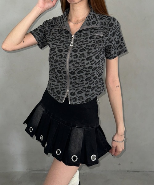 Bamm(バム)の「レオパードダブルジップコンパクトトップス(Tシャツ/カットソー・レディース・ブラウン/グレー/ホワイト・FREE)」の3枚目の写真