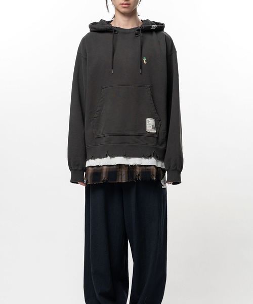 Maison MIHARA YASUHIRO（メゾンミハラヤスヒロ）の「【MIHARAYASUHIRO/ミハラヤスヒロ】TRIPLE LAYERED HOODIE（Tシャツ/カットソー・メンズ・グレー/ブラック・44/48/46）」の10枚目の写真