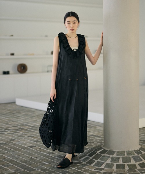 LAULEN(ローレン)の「ramie ruffle neck frill sleeveless long dress /ラミー ラッフルネック レースアップノースリーブワンピース(ワンピース・レディース・ホワイト/ブラック・FREE)」の22枚目の写真