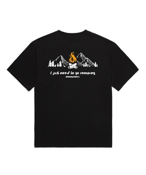 VANNWORKS(バンワークス)の「キャンプに行くだけでいい オーバーサイズ 半袖Tシャツ (VNCTS240) ブラック(Tシャツ/カットソー・レディース・その他・LARGE/MEDIUM/SMALL/X-LARGE/XX-LARGE)」の4枚目の写真
