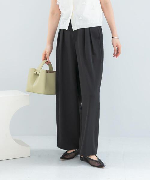 URBAN RESEARCH ROSSO WOMEN（アーバンリサーチ　ロッソ）の「『WEB限定』撥水イージーストレートパンツ（その他パンツ・レディース・ブルー系その他/ブラック/ライトベージュ/ライトピンク/オフホワイト・36/38）」の3枚目の写真