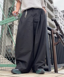 【ユニセックス】3タックステッチワイドカーブパンツ