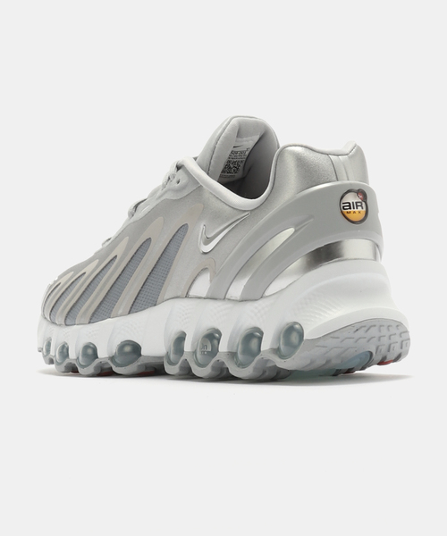 NIKE(ナイキ)の「NIKE W AIR MAX DN8 HF5509-001(スニーカー・レディース・チャコールグレー・23cm/24.5cm/25cm)」の3枚目の写真