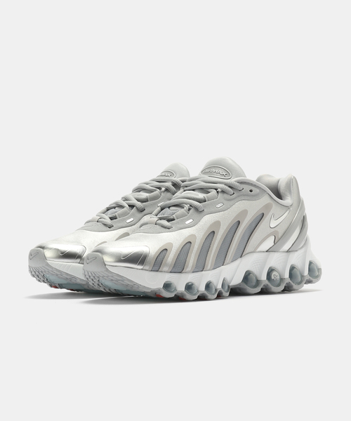 NIKE(ナイキ)の「NIKE W AIR MAX DN8 HF5509-001(スニーカー・レディース・チャコールグレー・23cm/24.5cm/25cm)」の7枚目の写真
