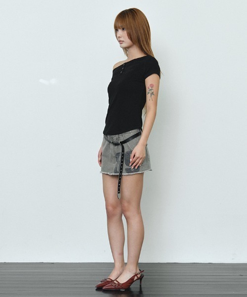 Midnight Move(ミッドナイトムーブ)の「A'GEM/9 × .kom 『MIDNIGHT MOVE/ミッドナイトムーブ』 ss bt sl tee/ボタンレタリングトップス(Tシャツ/カットソー・レディース・ブラック/ホワイト・FREE)」の11枚目の写真