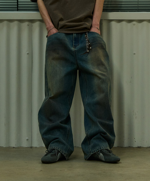 DESIRED(デシレッド)の「ウォッシングバルーンデニムパンツ-FASK2302B0D(デニムパンツ・レディース・ブルー・MEDIUM/LARGE/X-LARGE)」の2枚目の写真