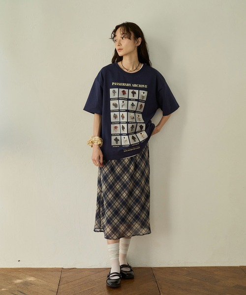 sobak studio(ソバクスタジオ)の「グラフィックTシャツ / Graphic Tee(Tシャツ/カットソー・レディース・ネイビー/ホワイト・FREE)」の7枚目の写真