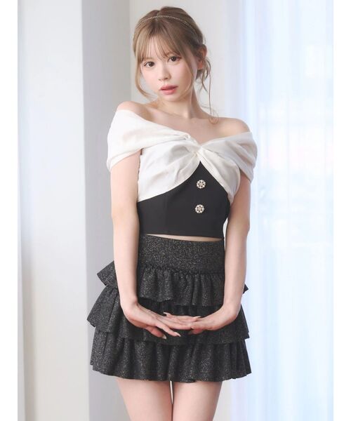 EATME(イートミー)の「ツイストオフショルTOP(シャツ/ブラウス・レディース・ブラック/ベージュ/オフホワイト・FREE)」の6枚目の写真