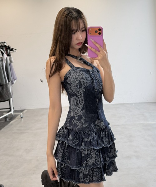 Y2K SYNAPSE FACTORY（ワイツーケー シナプスファクトリー）の「【クラックデニム】バックルフリルワンピース（ワンピース・レディース・ネイビー/ブラック・FREE）」の4枚目の写真