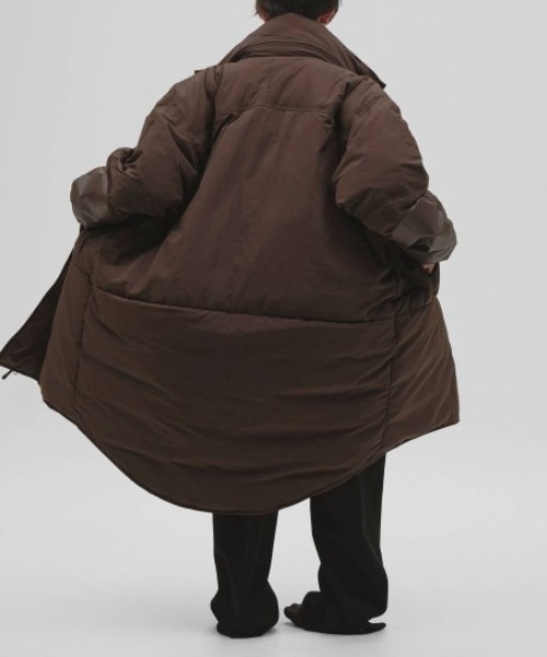 TODAYFUL（トゥデイフル）の「【TODAYFUL/トゥデイフル】Monster Down Coat/モンスターダウンコート（ダウンジャケット/コート・レディース・ブラウン/オリーブ/ブラック・36/38）」の22枚目の写真