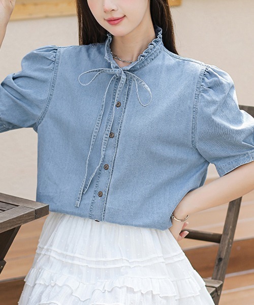 ONEP STAR(ワンピスター)の「フリルネックデニムブラウス(シャツ/ブラウス・レディース・ライトブルー・X-LARGE/LARGE/MEDIUM)」の5枚目の写真