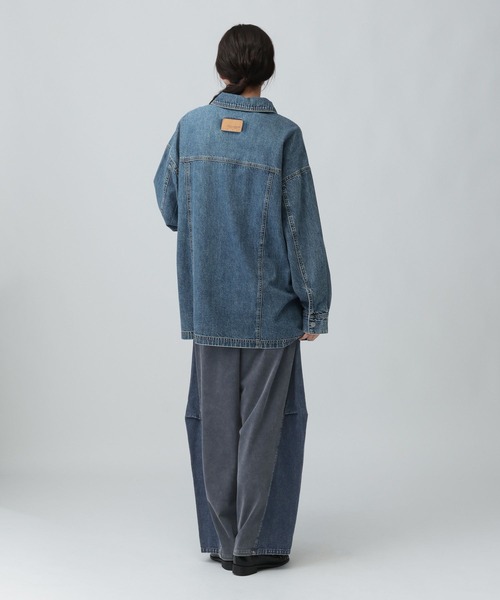 LEPSIM(レプシィム)の「デニムドッキングパンツ 1023674(デニムパンツ・レディース・インディゴブルー/ブラック・FREE)」の16枚目の写真