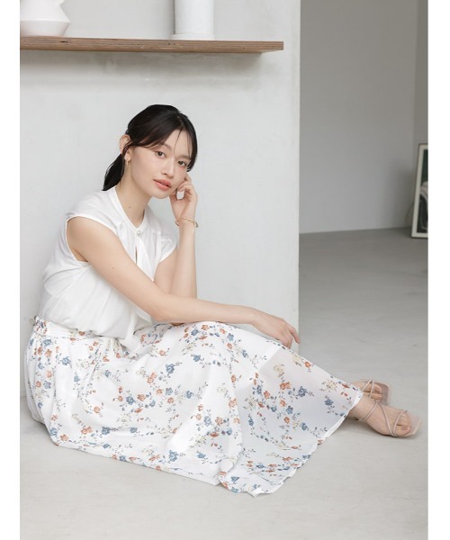 fifth（フィフス）の「【kanaセレクト】フラワープリントシフォンスカート（スカート・レディース・ホワイト/ネイビー・M/XS）」の20枚目の写真