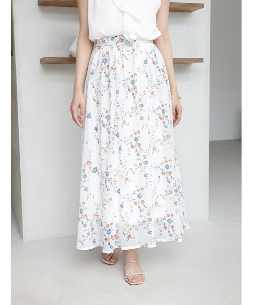 fifth（フィフス）の「【kanaセレクト】フラワープリントシフォンスカート（スカート・レディース・ホワイト/ネイビー・M/XS）」の19枚目の写真