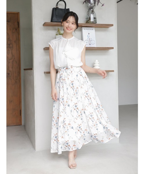 fifth（フィフス）の「【kanaセレクト】フラワープリントシフォンスカート（スカート・レディース・ホワイト/ネイビー・M/XS）」の17枚目の写真