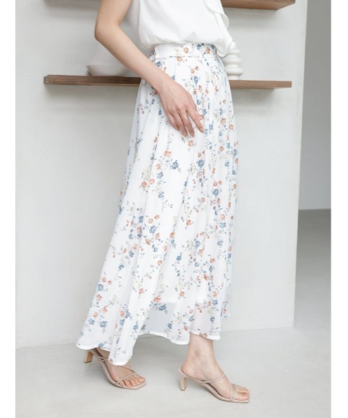 fifth（フィフス）の「【kanaセレクト】フラワープリントシフォンスカート（スカート・レディース・ホワイト/ネイビー・M/XS）」の15枚目の写真