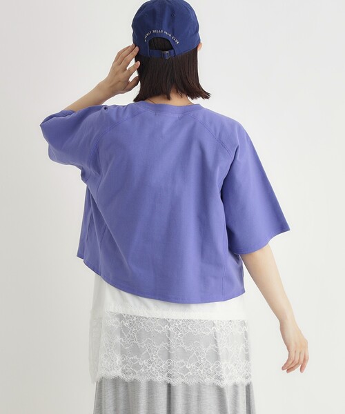 HONEYSUCKLE ROSE（ハニーサックルローズ）の「【スウェッティ】カレッジロゴプルオーバー（Tシャツ/カットソー・レディース・ライトパープル/ブラック系/ホワイト系3・03/05/04）」の6枚目の写真