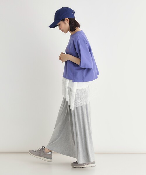 HONEYSUCKLE ROSE（ハニーサックルローズ）の「【スウェッティ】カレッジロゴプルオーバー（Tシャツ/カットソー・レディース・ライトパープル/ブラック系/ホワイト系3・03/05/04）」の8枚目の写真