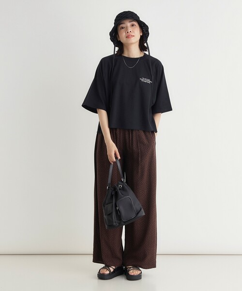 HONEYSUCKLE ROSE（ハニーサックルローズ）の「【スウェッティ】カレッジロゴプルオーバー（Tシャツ/カットソー・レディース・ライトパープル/ブラック系/ホワイト系3・03/05/04）」の17枚目の写真