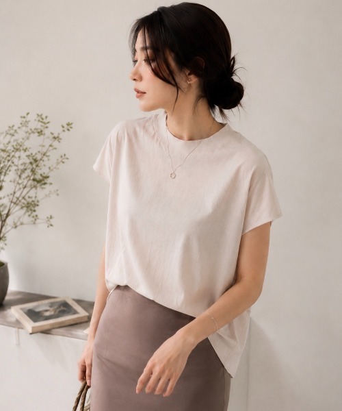 Dolce Fiora(ドルチェフィオラ)の「フレンチスリーブ接触冷感プルオーバー(その他トップス・レディース・ブラック/ベージュ/ホワイト・フリー)」の11枚目の写真