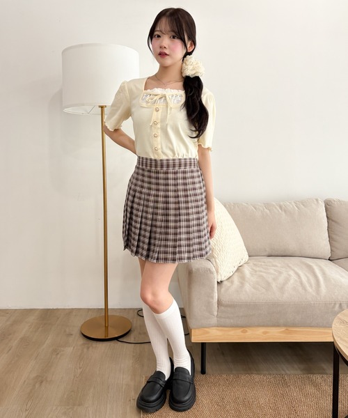 WEGO（ウィゴー）の「WEGO/パールボタンフリルキリカエトップス（Tシャツ/カットソー・レディース・ネイビー/アイボリー/グレー・FREE）」の5枚目の写真