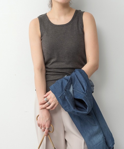 itto...(イット)の「カップ付きコットンフライスタンクトップ ブラトップ(タンクトップ・レディース・ブラック/オフホワイト・M/L/XL)」の21枚目の写真