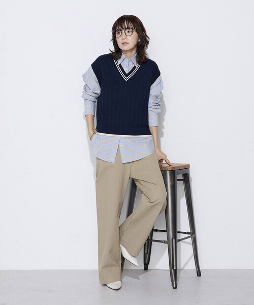 COMME CA Wardrobe(コムサワードローブ)の「〔 +サイズ 〕 ケーブル編 ニットベスト(ニット/セーター・レディース・アイボリー/ネイビー・15号)」の10枚目の写真