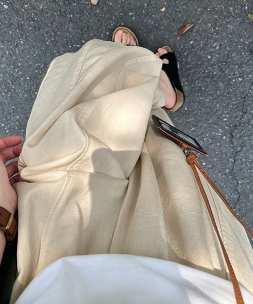 GLAMOROUS JANE(グラマラスジェーン)の「センターシームワイドイージーパンツ(その他パンツ・レディース・ネイビー/アイボリー/ベージュ・L/M)」の4枚目の写真