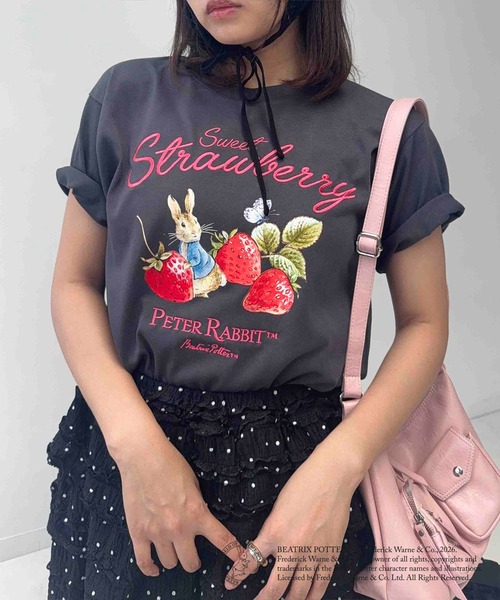 AS KNOW AS plus(アズノゥアズプラス)の「〇ピーターラビット アソート半袖Tシャツ 【ピーターラビット/PETER RABBIT】(Tシャツ/カットソー・レディース・ブルーグレー/オフホワイト/ダークグリーン/スミクロ・FREE)」の20枚目の写真