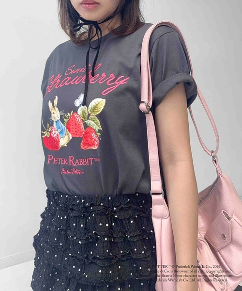 AS KNOW AS plus(アズノゥアズプラス)の「〇ピーターラビット アソート半袖Tシャツ 【ピーターラビット/PETER RABBIT】(Tシャツ/カットソー・レディース・ブルーグレー/オフホワイト/ダークグリーン/スミクロ・FREE)」の21枚目の写真