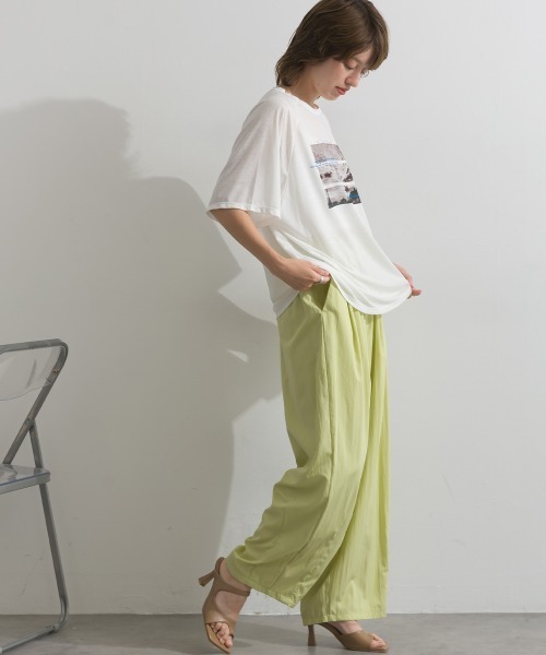 le colis(ルコリ)の「シアースラブ 転写プリント ラグランTシャツ 半袖(Tシャツ/カットソー・レディース・オフホワイト/ライトグリーン/ブラック・FREE)」の5枚目の写真