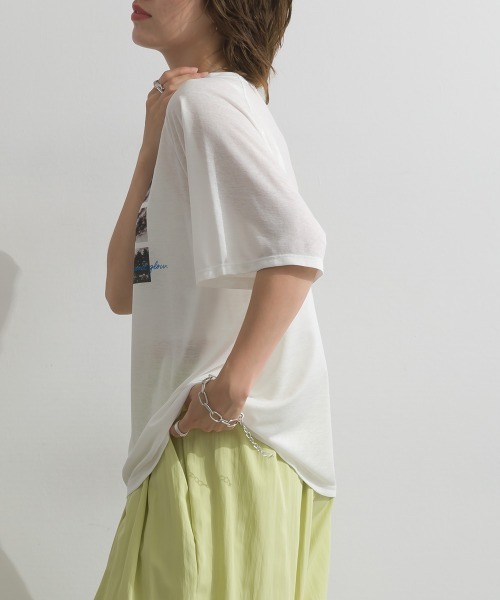 le colis(ルコリ)の「シアースラブ 転写プリント ラグランTシャツ 半袖(Tシャツ/カットソー・レディース・オフホワイト/ライトグリーン/ブラック・FREE)」の7枚目の写真