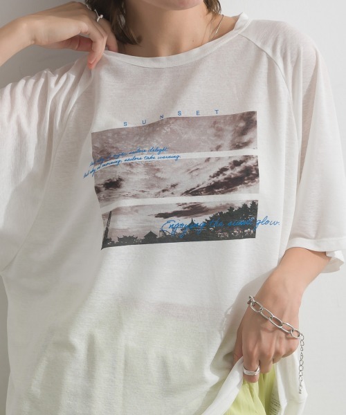 le colis(ルコリ)の「シアースラブ 転写プリント ラグランTシャツ 半袖(Tシャツ/カットソー・レディース・オフホワイト/ライトグリーン/ブラック・FREE)」の8枚目の写真