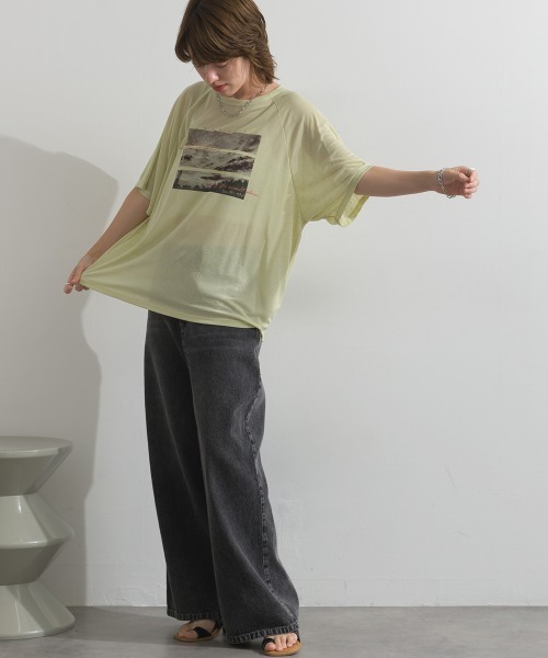 le colis(ルコリ)の「シアースラブ 転写プリント ラグランTシャツ 半袖(Tシャツ/カットソー・レディース・オフホワイト/ライトグリーン/ブラック・FREE)」の15枚目の写真