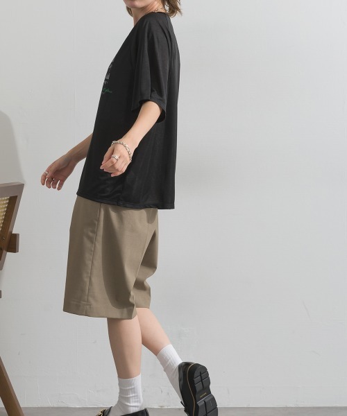 le colis(ルコリ)の「シアースラブ 転写プリント ラグランTシャツ 半袖(Tシャツ/カットソー・レディース・オフホワイト/ライトグリーン/ブラック・FREE)」の17枚目の写真
