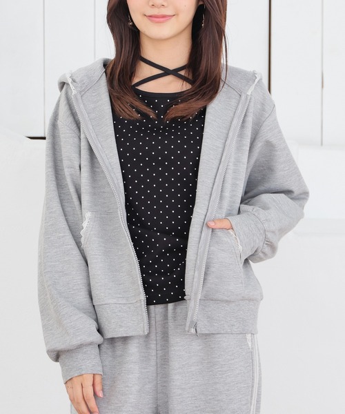 Honeys(ハニーズ)の「レース付ジップパーカー(パーカー・レディース・ピンク/ブラック/杢グレー・M/LL/L/S/3L)」の12枚目の写真