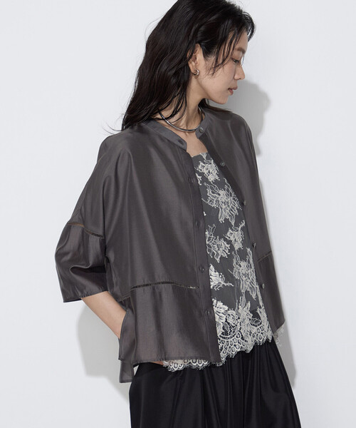 K.T KIYOKO TAKASE(キヨコタカセ)の「ライトシルクウール ランタンスリーブシャツ(シャツ/ブラウス・レディース・チャコール・9号)」の5枚目の写真