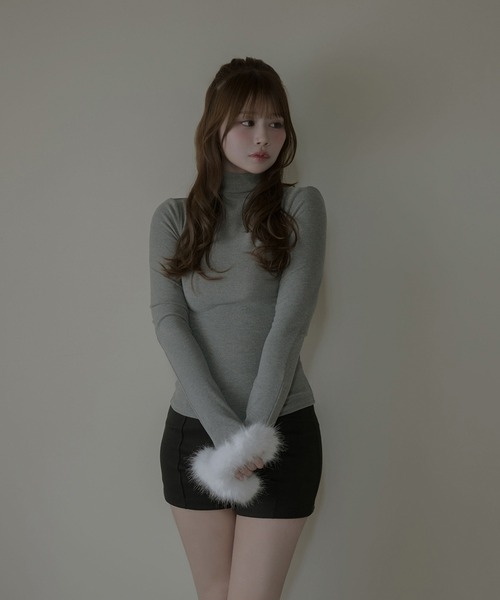 M DOLLY(エムドリー)の「Fur cuff bonnie tops / ファーカフボニートップス(Tシャツ/カットソー・レディース・ブラウン/ホワイト/グレー/ブラック・FREE)」の17枚目の写真