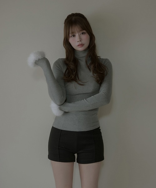 M DOLLY(エムドリー)の「Fur cuff bonnie tops / ファーカフボニートップス(Tシャツ/カットソー・レディース・ブラウン/ホワイト/グレー/ブラック・FREE)」の21枚目の写真