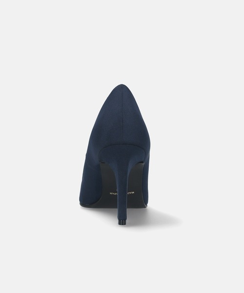 MAMIAN(マミアン)の「ポインテッドトゥ スリムヒール パンプス (8.0cmヒール)(パンプス・レディース・グレイッシュベージュ/ブラック/ネイビー・23.5cm/23.0cm/24.0cm/22.5cm/22.0cm/24.5cm)」の21枚目の写真