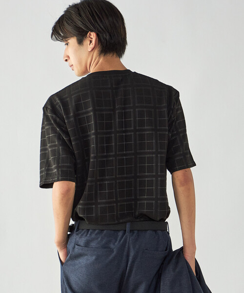 COMME CA ISM（コムサイズム）の「エンボスチェック クルーネックTシャツ（Tシャツ/カットソー・メンズ・ブラック/ホワイト・L/M）」の15枚目の写真