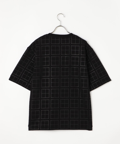 COMME CA ISM（コムサイズム）の「エンボスチェック クルーネックTシャツ（Tシャツ/カットソー・メンズ・ブラック/ホワイト・L/M）」の18枚目の写真