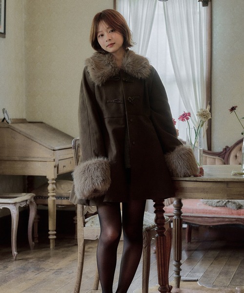 mideal(マイディール)の「lady peplum fur coat / レディペプラムファーコート(その他アウター・レディース・ボルドー/カーキ・FREE)」の15枚目の写真