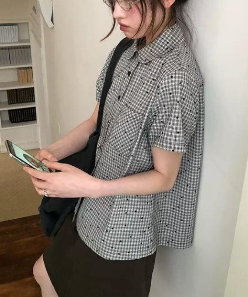 semplice（センプリチェ）の「シャツ【韓国ファッション】（シャツ/ブラウス・レディース・ブラック・M/L/S）」の8枚目の写真