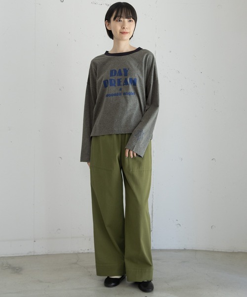 POU DOU DOU(プードゥドゥ)の「DAY DREAMロゴプリントリンガートップス(Tシャツ/カットソー・レディース・ピンク/ダークグレー/アイボリー・3)」の4枚目の写真