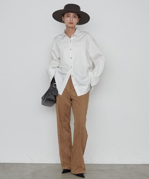 LOUNGEDRESS(ラウンジドレス)の「《名品シャツをブラッシュアップ》BASICサテンシャツ 秋服(シャツ/ブラウス・レディース・オフホワイト/ベージュ/ミント/ブラウン・FREE)」の12枚目の写真