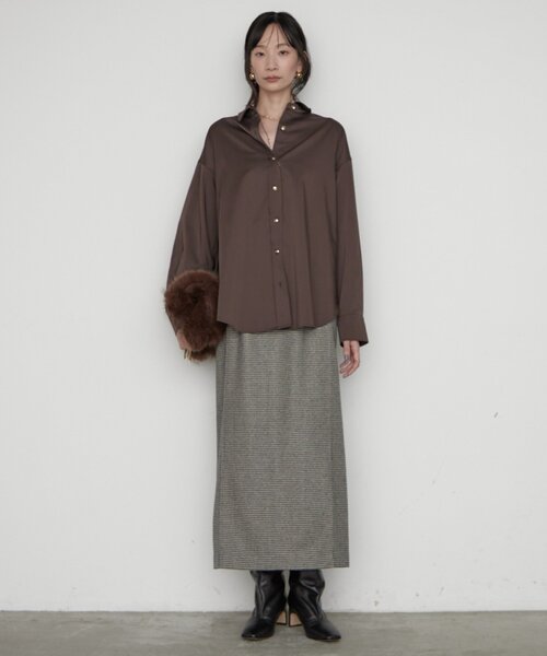 LOUNGEDRESS(ラウンジドレス)の「《名品シャツをブラッシュアップ》BASICサテンシャツ 秋服(シャツ/ブラウス・レディース・オフホワイト/ベージュ/ミント/ブラウン・FREE)」の21枚目の写真