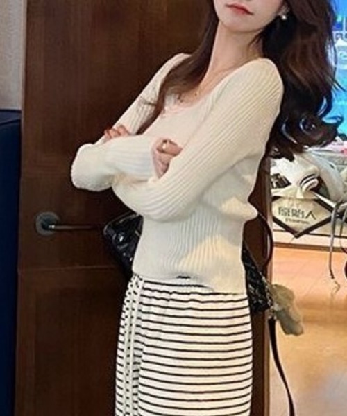 Beststore(ベストストア)の「【秋冬】フリル タイトリブニット 長袖 胸元リボン付き レトロ ガーリー(ニット/セーター・レディース・アイボリー/ブラウン/ブラック・FREE)」の14枚目の写真
