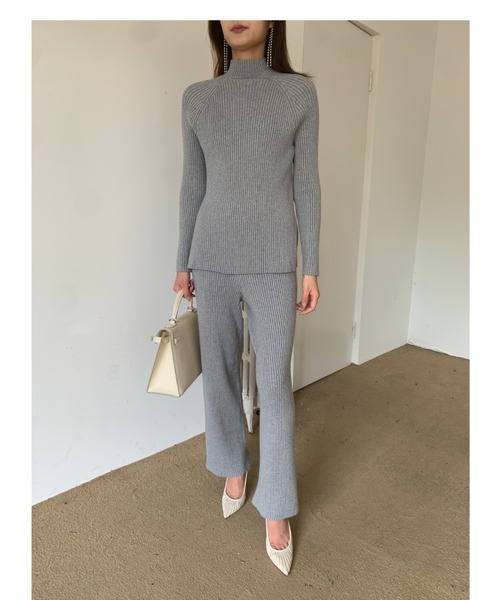 BIRTHDAY BASH(バースデイバッシュ)の「LEILA LIB STRAIGHT PANTS(リブニットストレートパンツ)(その他パンツ・レディース・グレー・MEDIUM/SMALL)」の12枚目の写真